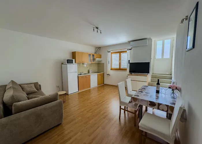 Apartments Marin Tomas